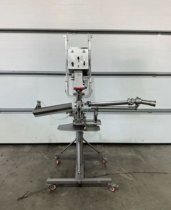 Клипсатор Компо КН 24 полуавтомат