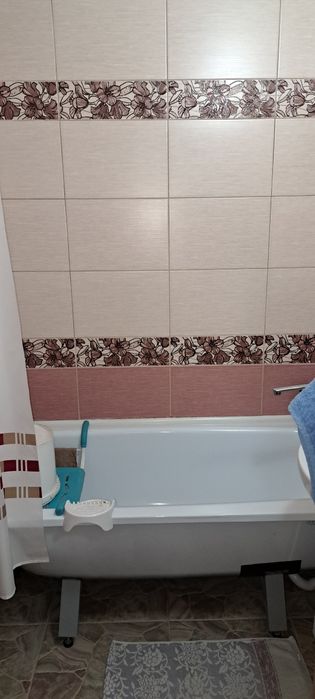 Продам 3-х комнатную квартиру ,