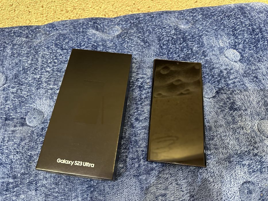 * SAMSUNG S23 Ultra оригинал одни руки в полном комплекте почти идеаль