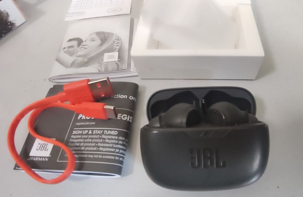 Наушники JBL Wave Beam black