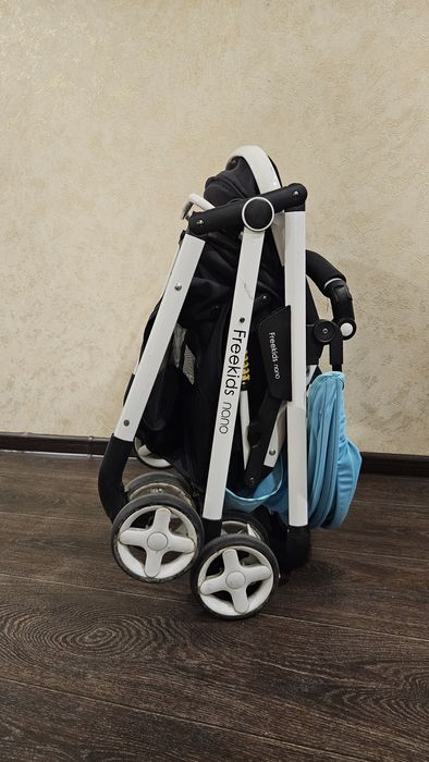 Коляска Freekids Nano