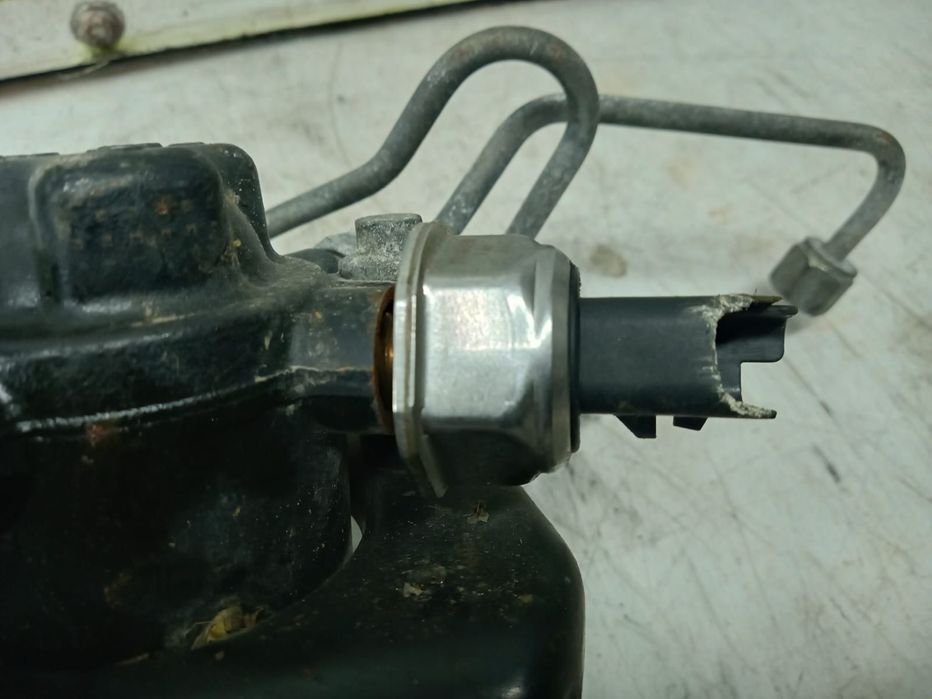 Rampa injectoare 4m5q9d280db 1.8 tdci QYBA Ford S-Max 1 [2006 - 2010]