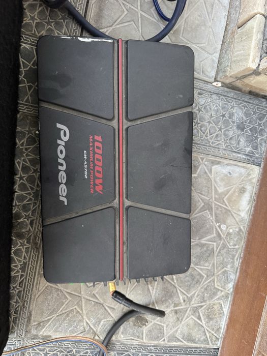 Продам комплект автозвука (всё сразу)