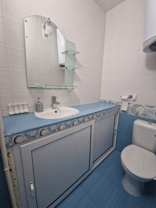 Дава се под наем Тристаен апартамент в Плевен, Идеален център - 80 кв.м за 408 € - Снимка #7