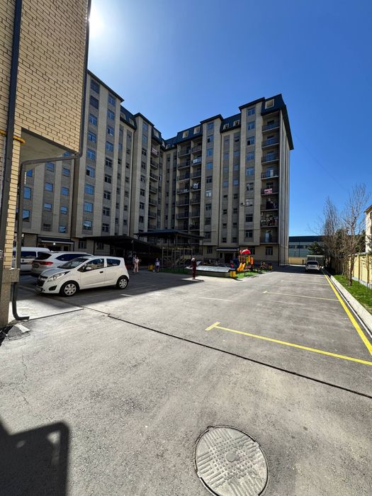 Продам срочно свою квартиру 74 кв.м новостройка массив 5