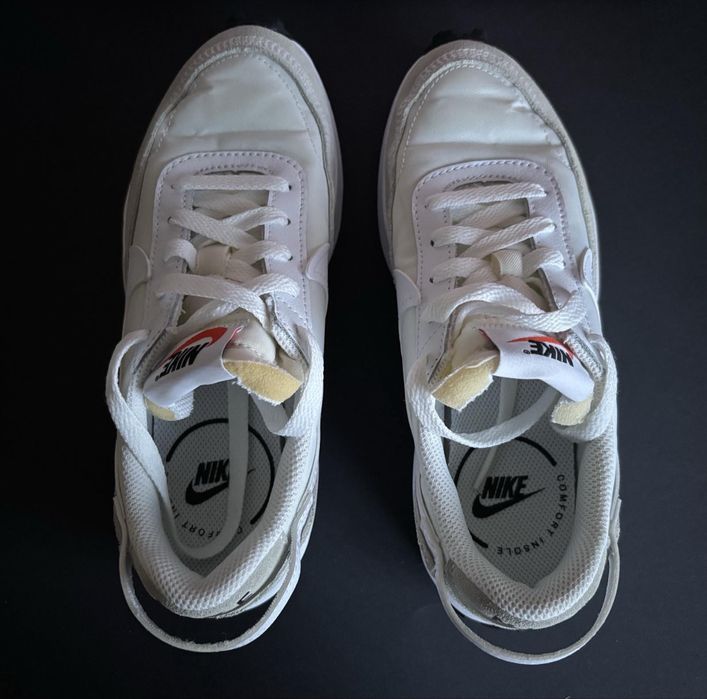 Nike Sneakers / Маратонки