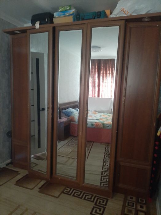 Б/у спальни и шфанер