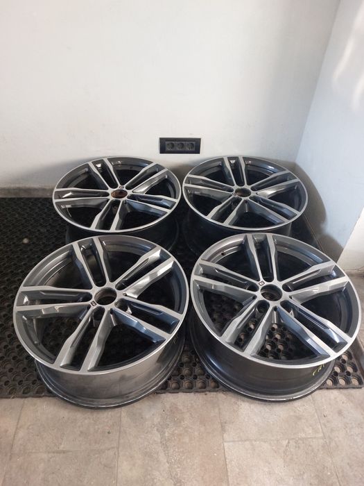 set jante 19 originala bmw 3 f30 f31 f36 m style 704 8j et36 8,5j et4