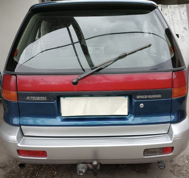 Mitsubishi space runner