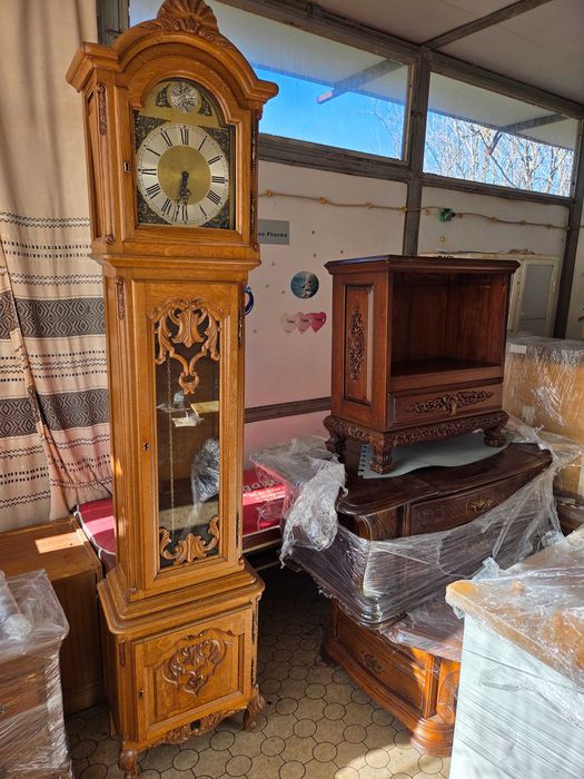 Антикварен паркетен часовник