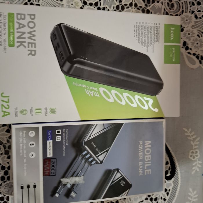 Повербанки 2 штуки