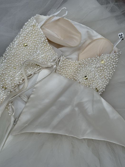 Продам красивое свадебное платье