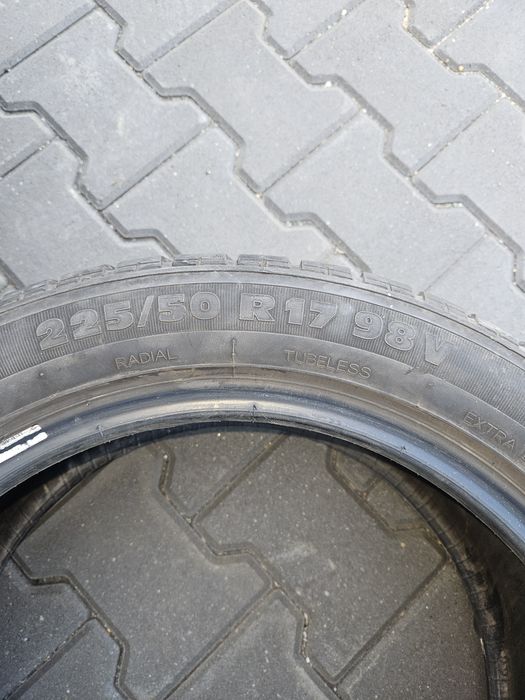 Anvelope MICHELIllll și Sebring