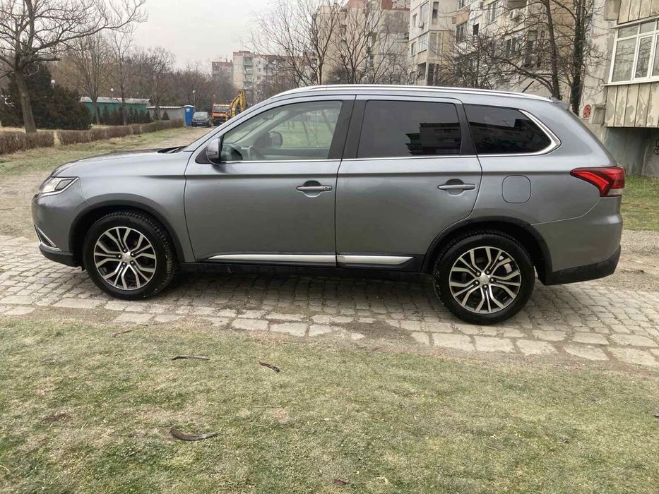 Mitsubishi Outlander 4x4 Автоматик Фейслифт