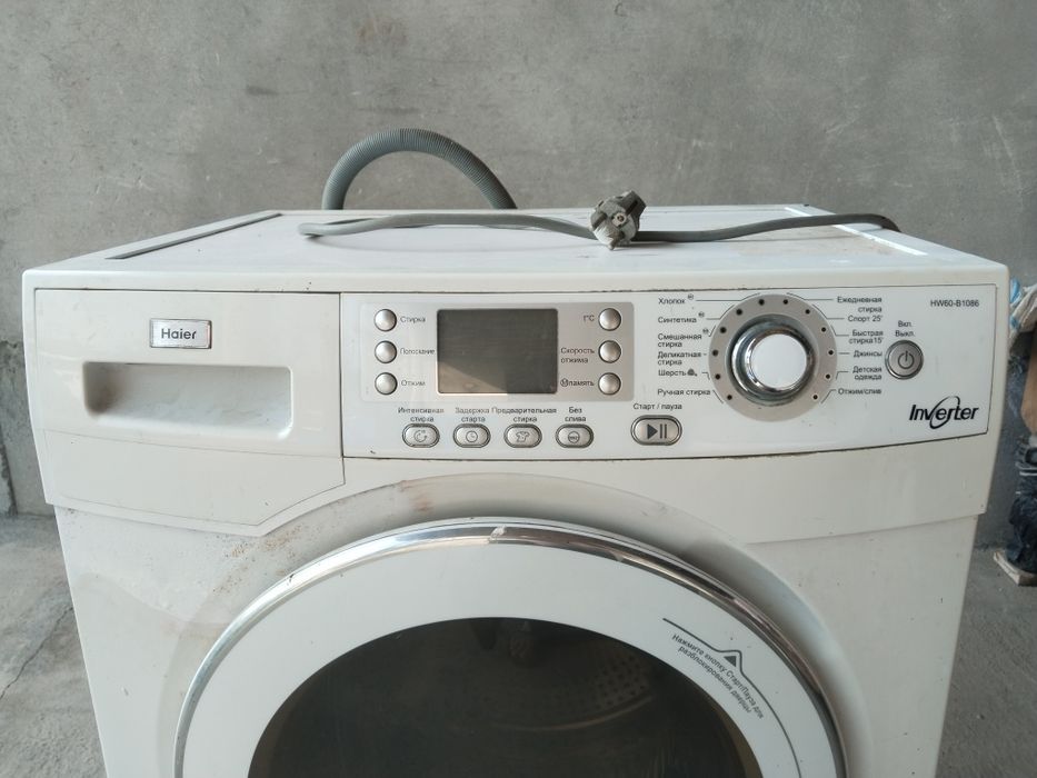 Стиральная  машинка Haier HW60-B1086 Inverter