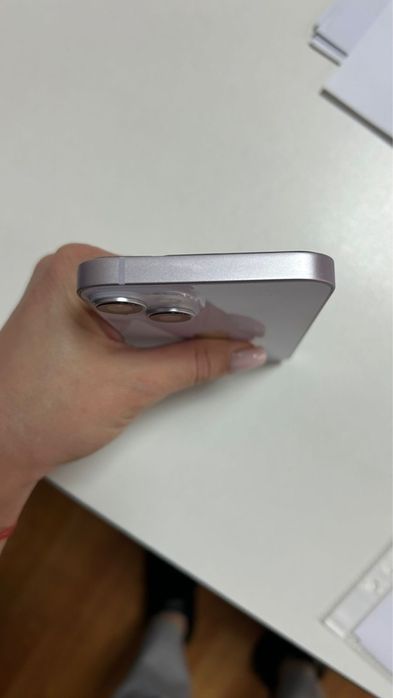 Продам Iphone 14