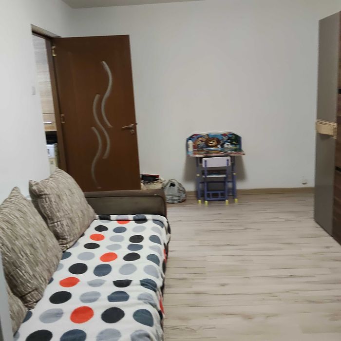 Închiriez apartament sector 2 Pantelimon lângă Liceul Lucian Blaga — fotografia 1
