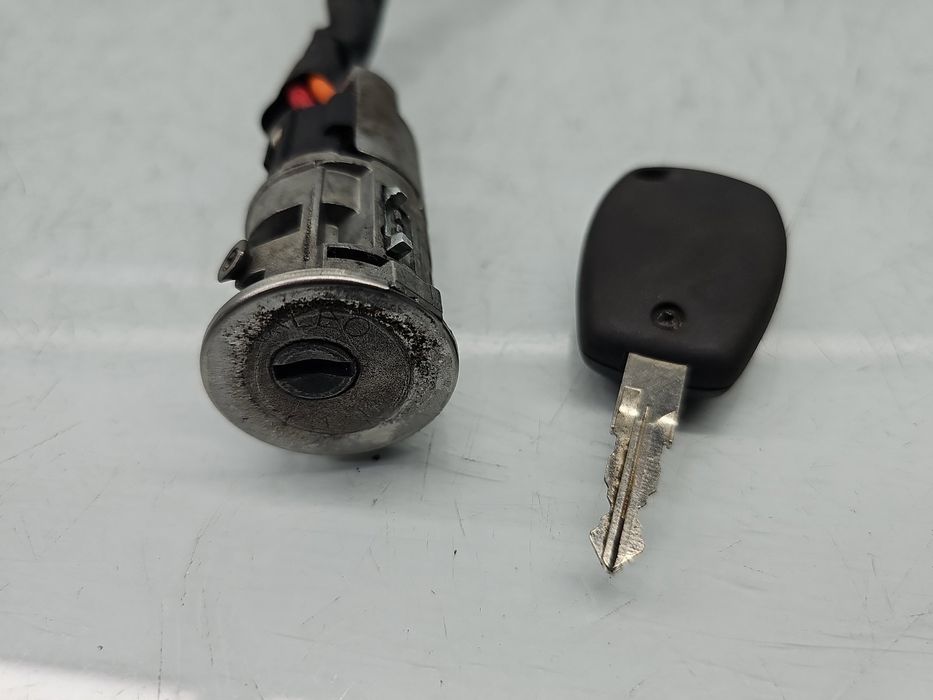 Contact cu cheie Dacia Logan (LS) [Fabr 2004-2012] OEM 1.4 Benz K7J-A7