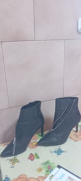 Дамски боти Bershka