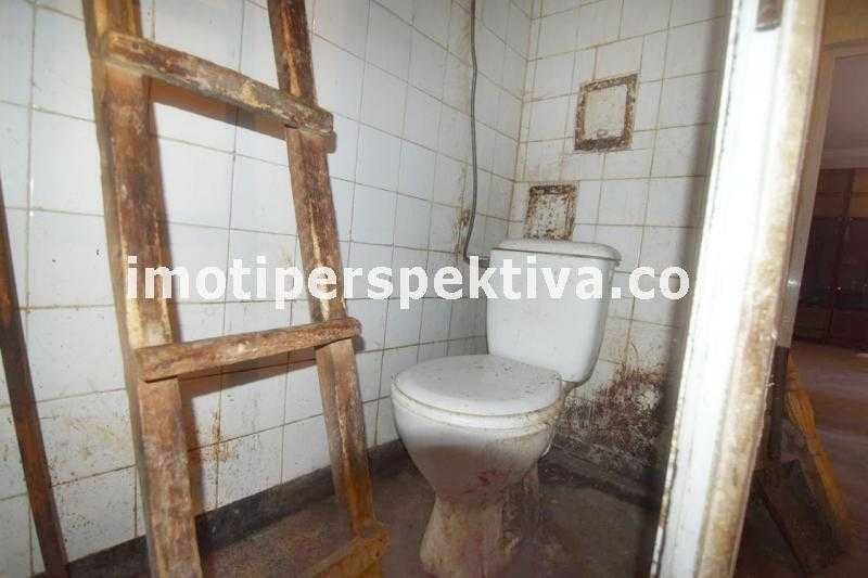 Продава се Тристаен апартамент в Пловдив, Кючук Париж - 94 кв.м за 1224 €/кв.м - Снимка #6