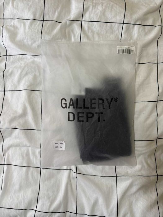 Gallery Dept. черна тениска – нова – размер M