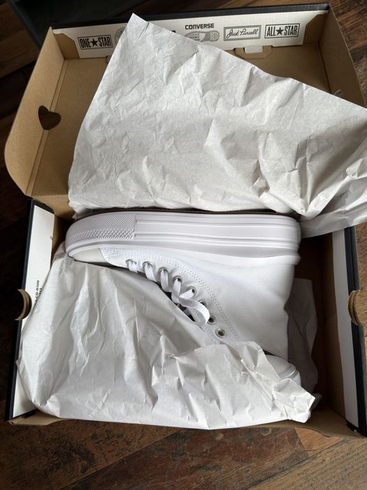 Кецове Converse чисто нови