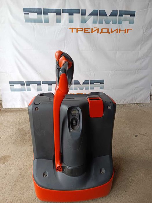 Електрическа палетна количка LINDE T16