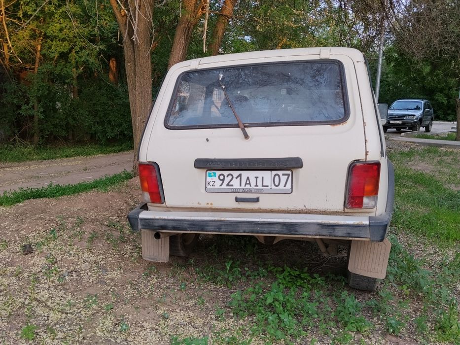 Продам ваз 21213