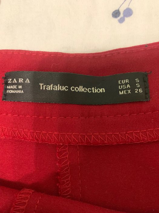 Къси полички на Зара