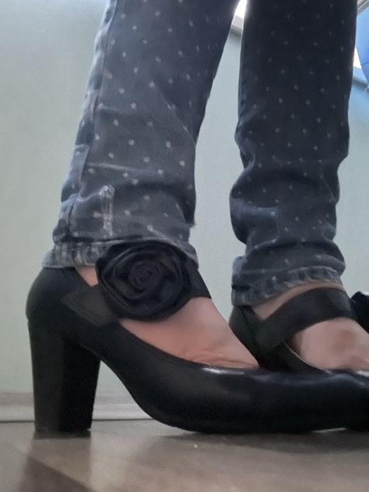 Дамски кожени обувки