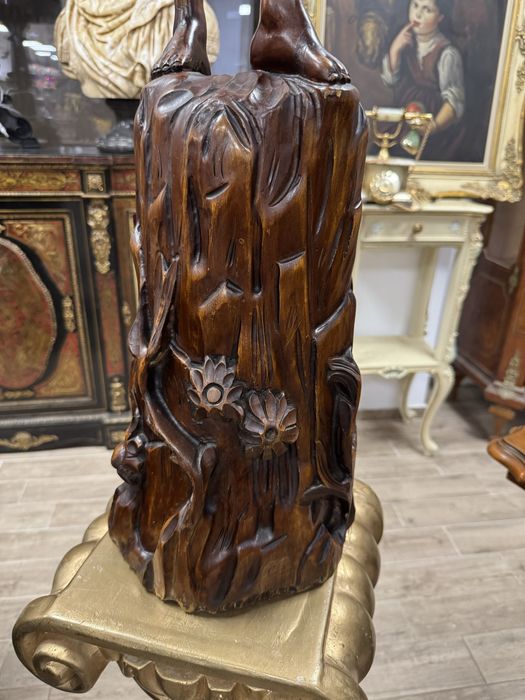 Statueta din lemn masiv sculptata manual