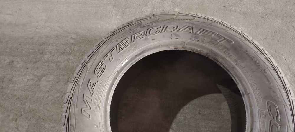 Продам шины на авто