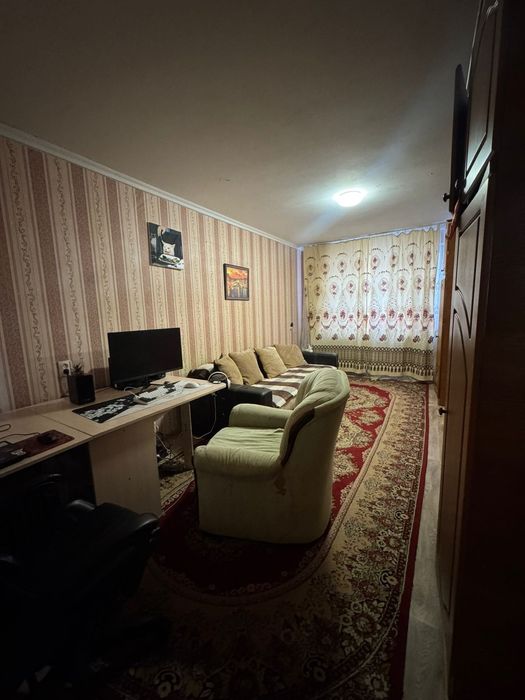 Продам 2 ком. Квартиру отличном районе