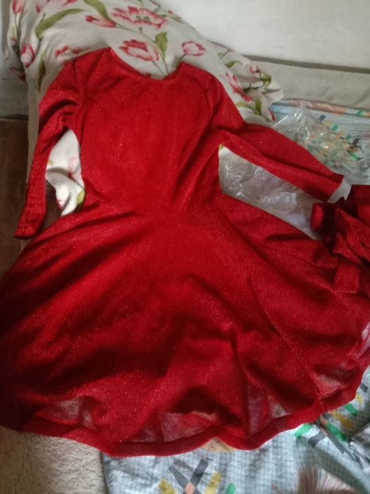 Продам платья хорошие качества