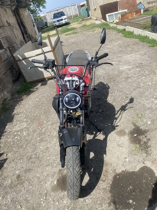 Мотоцик в отличном сосотоянии.