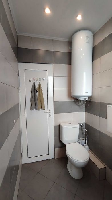 Продава се Двустаен апартамент в Радомир - 64 кв.м за 1076 €/кв.м - Снимка #9