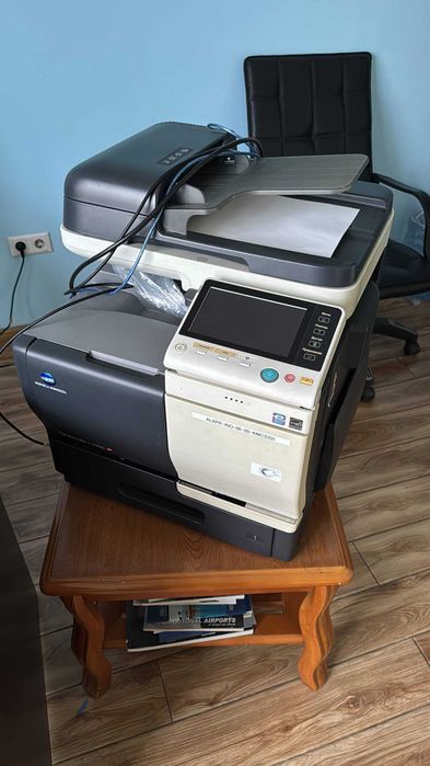 Продаётся МФУ Konica Minolta bizhub C3350