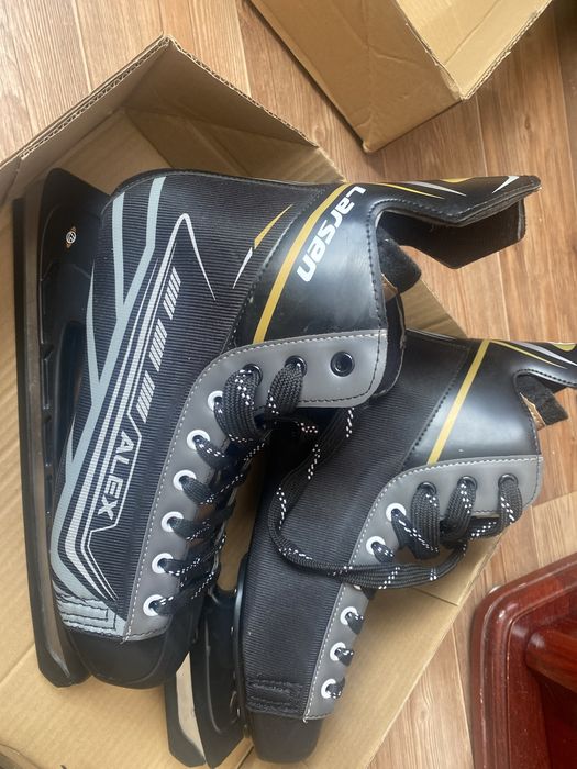 Коньки почти новые