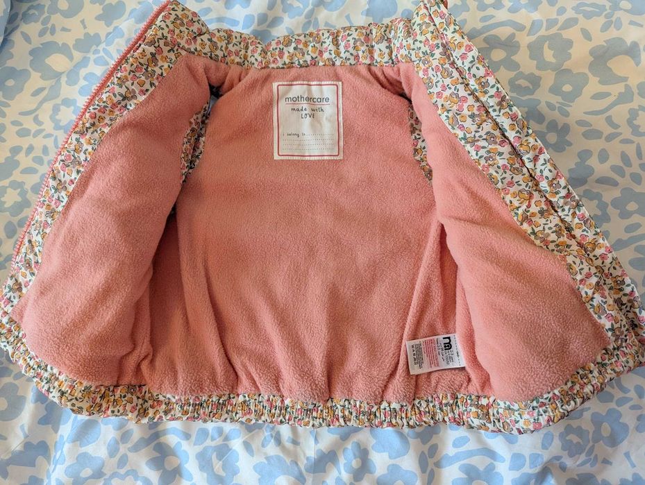 Дрехи за момиче от Англия 2-3 години и 3-4 години