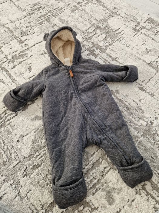 Salopete de nou nascut