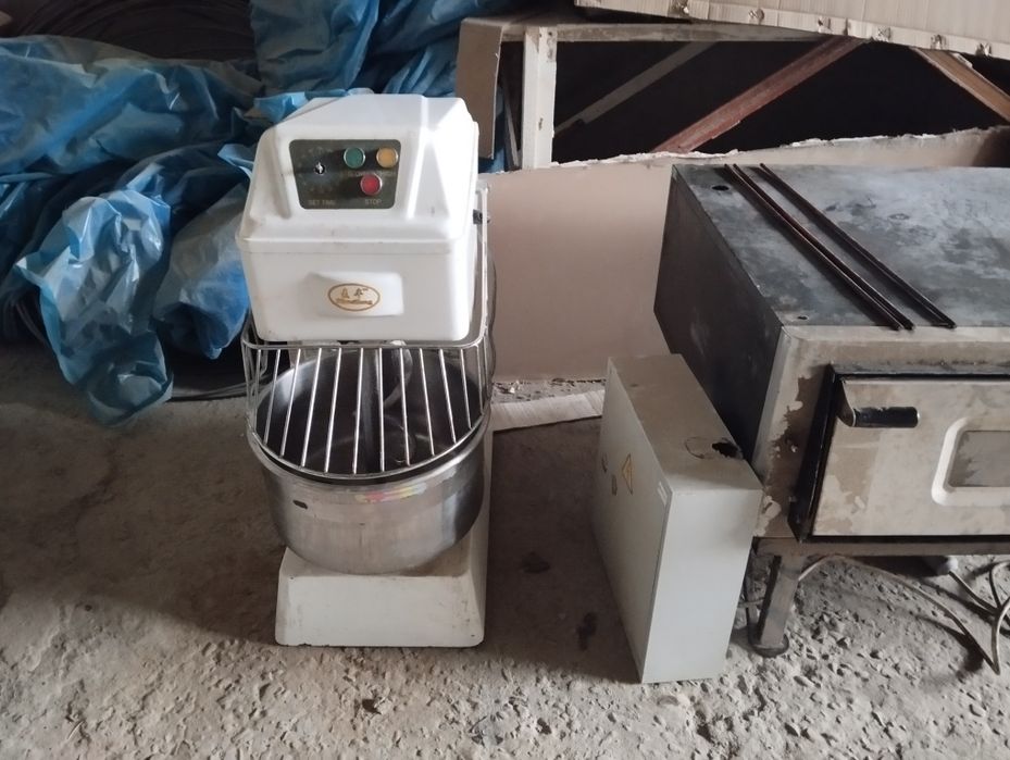 Бу пицца печь, холодильник, тостер, тестомес, слайсер