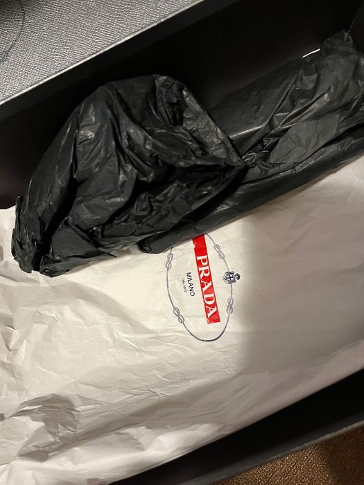 Мъжки обувки Prada