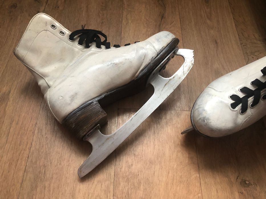 Коньки женские фигурные 24,5см