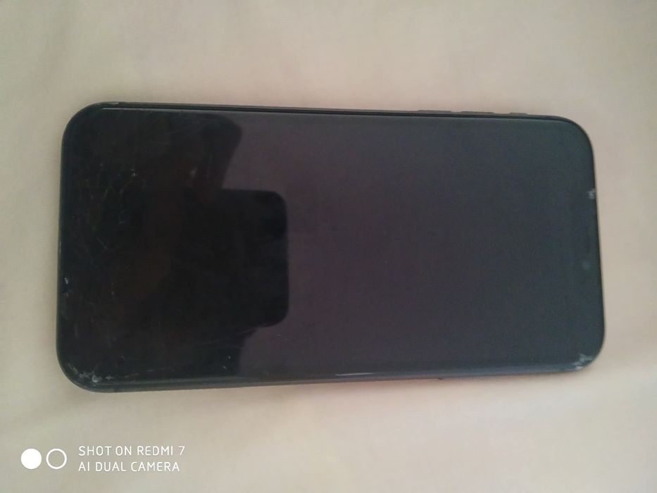 vand iphone 11 urgent