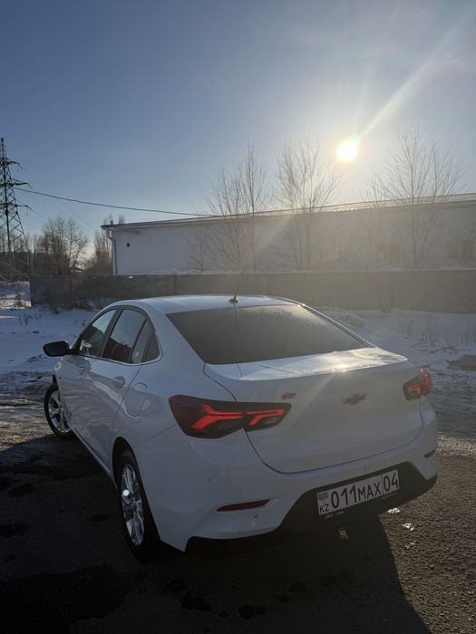 Продам chevralet onix