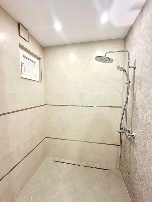 Дава се под наем Тристаен апартамент в София, Лозенец - 116 кв.м за 2200 € - Снимка #13