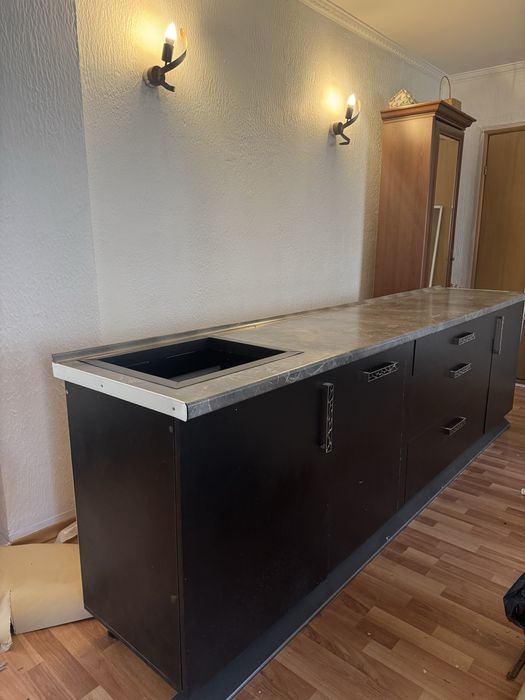 СРОЧНО! Продаю кухню