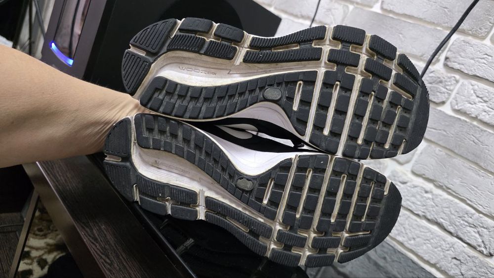 Оригинальные кроссы Nike