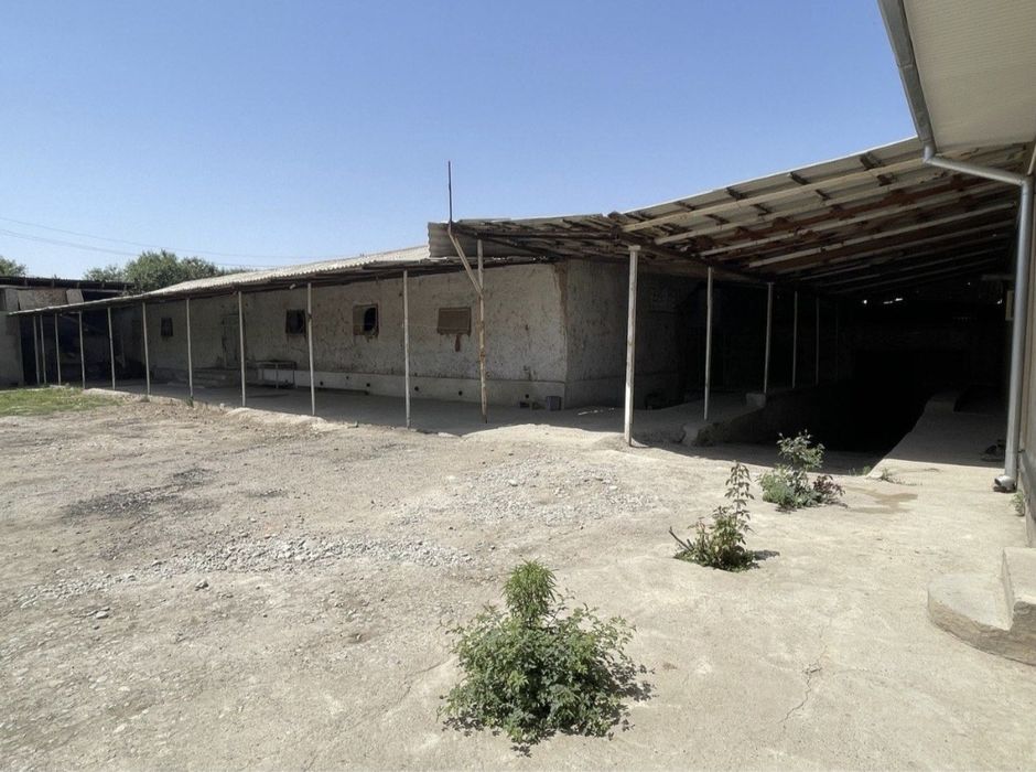 Байткургон центрида склад, нотурар жой сотилади