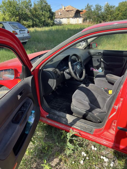 Голф 4  1.4 16V на части